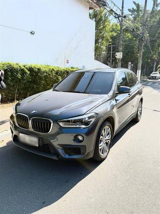 BMW X1 2.0 16V TURBO ACTIVEFLEX SDRIVE20I 4P AUTOMÁTICO BMW X1 2.0 16V TURBO ACTIVEFLEX SDRIVE20I 4P AUTOMÁTICO